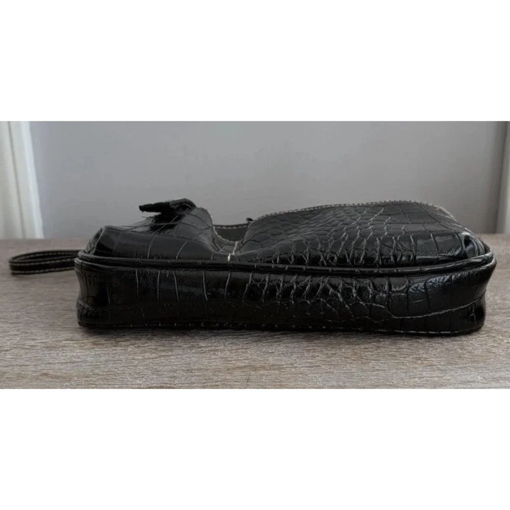 Women's Black Faux Crocodile Wristlet Wallet w/ Organization Makeup Accessories